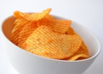 Late-night snacking bad for your gut health: Study