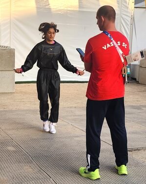 SC declines to stay Delhi HC order permitting Vinesh Phogat in Asian Games trials