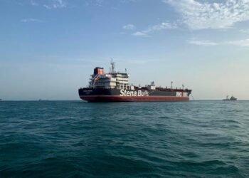 British passengers from hantavirus cruise ship isolated