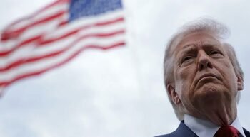 Trump mocks Democrats, floats 2028 ‘dream team’ at White House dinner