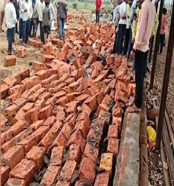 Six killed as temple wall collapses in Sangli amid heavy rain; PM Modi expressed grief