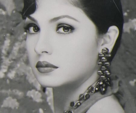 Pooja Bhatt turns flapper girl from the Gatsby era in retro-inspired picture