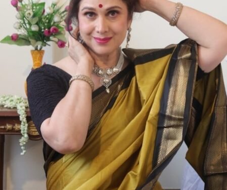 Meenakshi Seshadri says many actresses today stay in limelight ‘just by wearing clothes or not wearing them at all’