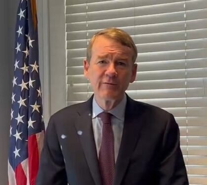 Ukraine intelligence support stays in focus in US Senate bill