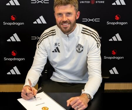 Michael Carrick confirmed as Manchester United’s permanent head coach until 2028