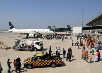 Pakistan’s immigration wing under fire over gross negligence, arbitrary offloading of passengers
