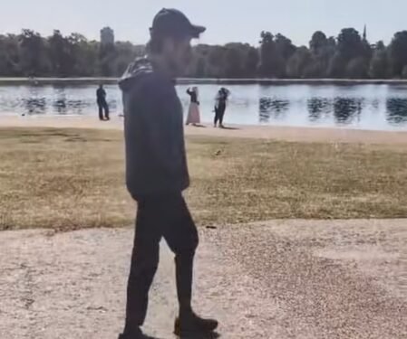 Anil Kapoor takes a walk down memory lane in London’s Hyde Park