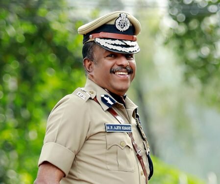 Former Kerala CM Vijayan’s security officials suspended in 2023 protest attack case