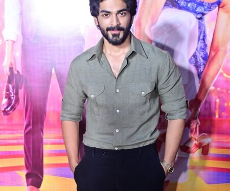 Khushbu Sundar: Santhosh completed a bartending course to play a bar tender in ‘Double Occupancy’