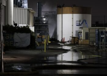 Two killed, 9 feared dead after chemical tank implosion in US paper mill