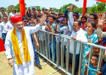 Only citizens should decide India’s future: HM Amit Shah attacks on Rahul Gandhi over SIR