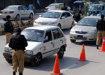 Pakistani police arrest Afghan journalist amid uncertainty over charges
