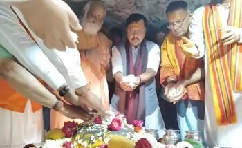 Uttarakhand: BJP National President Nitin Nabin offers prayers at Tapkeshwar Mahadev temple