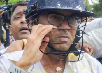 Alleging improper treatment, Mamata shifts Abhishek Banerjee to another hospital