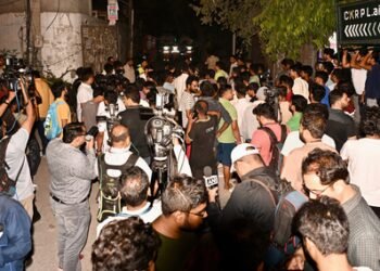 South Delhi building collapse: One killed, 8 rescued, rescue Ops on