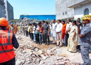 Delhi govt begins demolition of 143 illegal structures to widen road in Shalimar Bagh