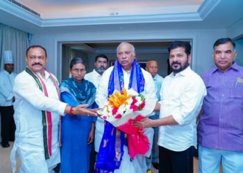CM Revanth Reddy, Telangana Cong chief meet Mallikarjun Kharge
