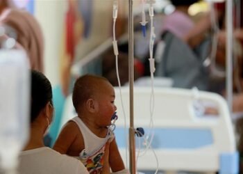Bangladesh measles outbreak death toll reaches 585 as two more children die