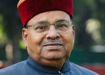 Karnataka Governor’s sudden Mumbai trip adds to CM change speculation
