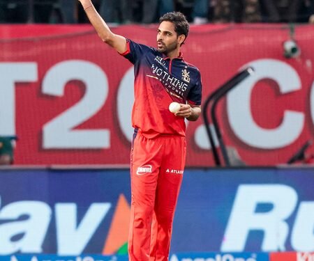 IPL 2026: ‘Bhuvneshwar Kumar can trouble GT’s top order,’ says Sanjay Bangar