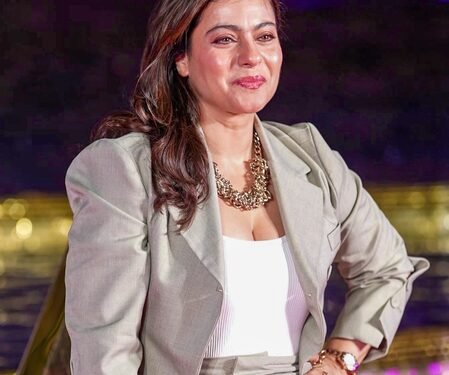 Kajol shares why Dimple Kapadia remains ‘evergreen’ in heartfelt birthday post