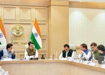 Value-based journalism crucial for nation’s growth: Maha CM