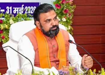 Bihar CM reviews 11 satellite town projects