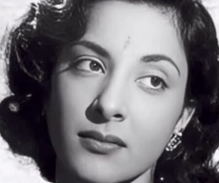 Jackie Shroff pays tribute to Nargis on her 97th birth anniversary