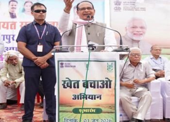 Shivraj Chouhan urges farmers to use right mix of fertilisers based on soil tests