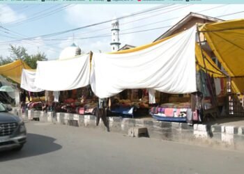 J&K’s Shakeel Bhatt grows his cloth-selling business, with PM SVANidhi loan