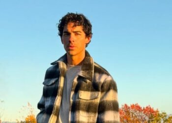 Joe Jonas gives rare update on co-parenting with ex-wife Sophie Turner
