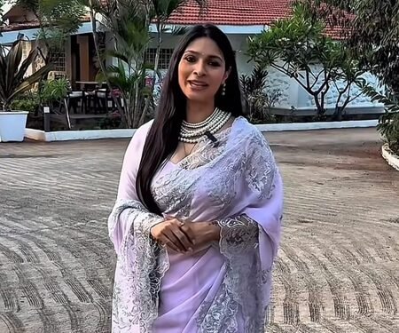 Tanishaa Mukerji gives glimpse of grandmother Shobna Samarth’s heritage house where mother Tanuja spent entire childhood