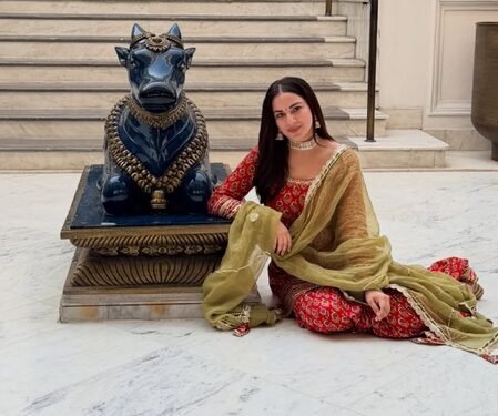 Shraddha Arya takes holy dip in Ganga, calls it a reset for the soul