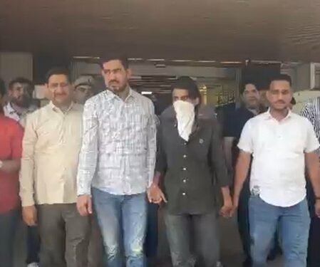 DU student held with hydroponic marijuana valued at Rs 20 lakh
