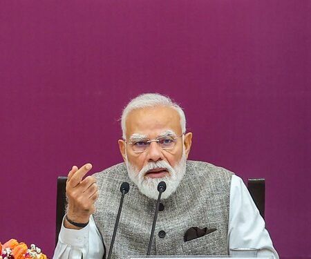 In a first, all 28 state CMs join NITI Aayog Governing Council meeting