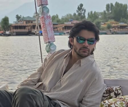 Veer Pahariya soaks in Kashmir’s magic during first visit, calls it ‘Paradise on Earth’