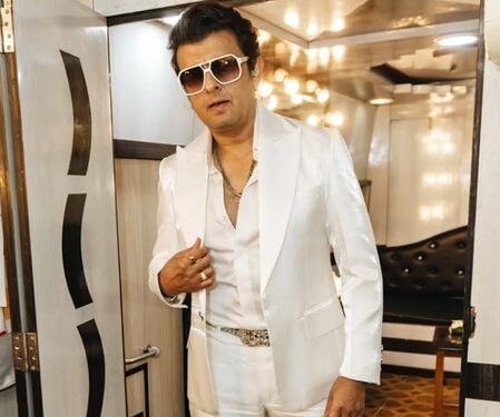 Sonu Nigam revisits his early musical days in rare 1993 throwback post