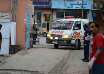 Pakistan: Acid attack on female doctor sparks concerns about unchecked availability of corrosive acid