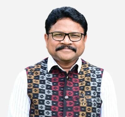 Odisha Health Minister urges public to join mass yoga session for guinness record