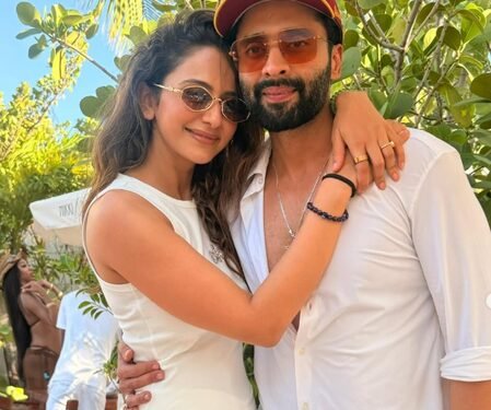 Rakul Preet Singh drops ‘tropic like it’s hot’ post from New York vacation with Jackky Bhagnani