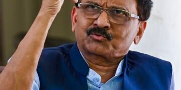 6 rebel MPs struck late-night financial settlement over Cabinet berths: Sanjay Raut