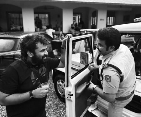 Mohanlal’s ‘Athimanoharam’ unit wraps up schedule; Director Tharunmoorthy says 80 per cent of shoot complete!