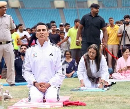 International Day of Yoga: Akshay Kumar performs yoga asanas alongside Union Minister Mansukh Mandaviya