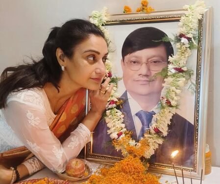 Rati Pandey on father’s death anniversary: ‘Still trying to accept the reality of his absence’