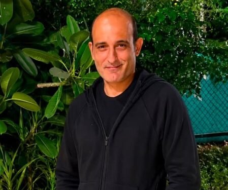 Siddharth P Malhotra backs Akshaye Khanna, says he ‘deserves more film offers’