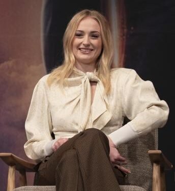 Sophie Turner shares she had ‘mini breakdown’ in her 20s