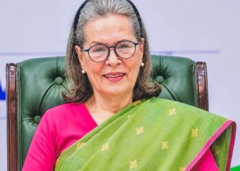 Our moral, political and constitutional duty to stand with them: Sonia Gandhi on student protest issue