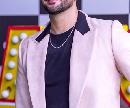 Kushal Tandon tells Aly Goni: ‘Jo karna hai bahar karte hai’