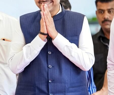 Maha CM directs authorities to increase conviction rate in Atrocities Act cases