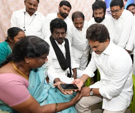 Jagan consoles family of Dalit youth who died by suicide due to police harassment